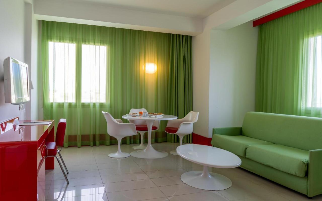 Domina Zagarella Sicily Hotel Santa Flavia Eksteriør billede